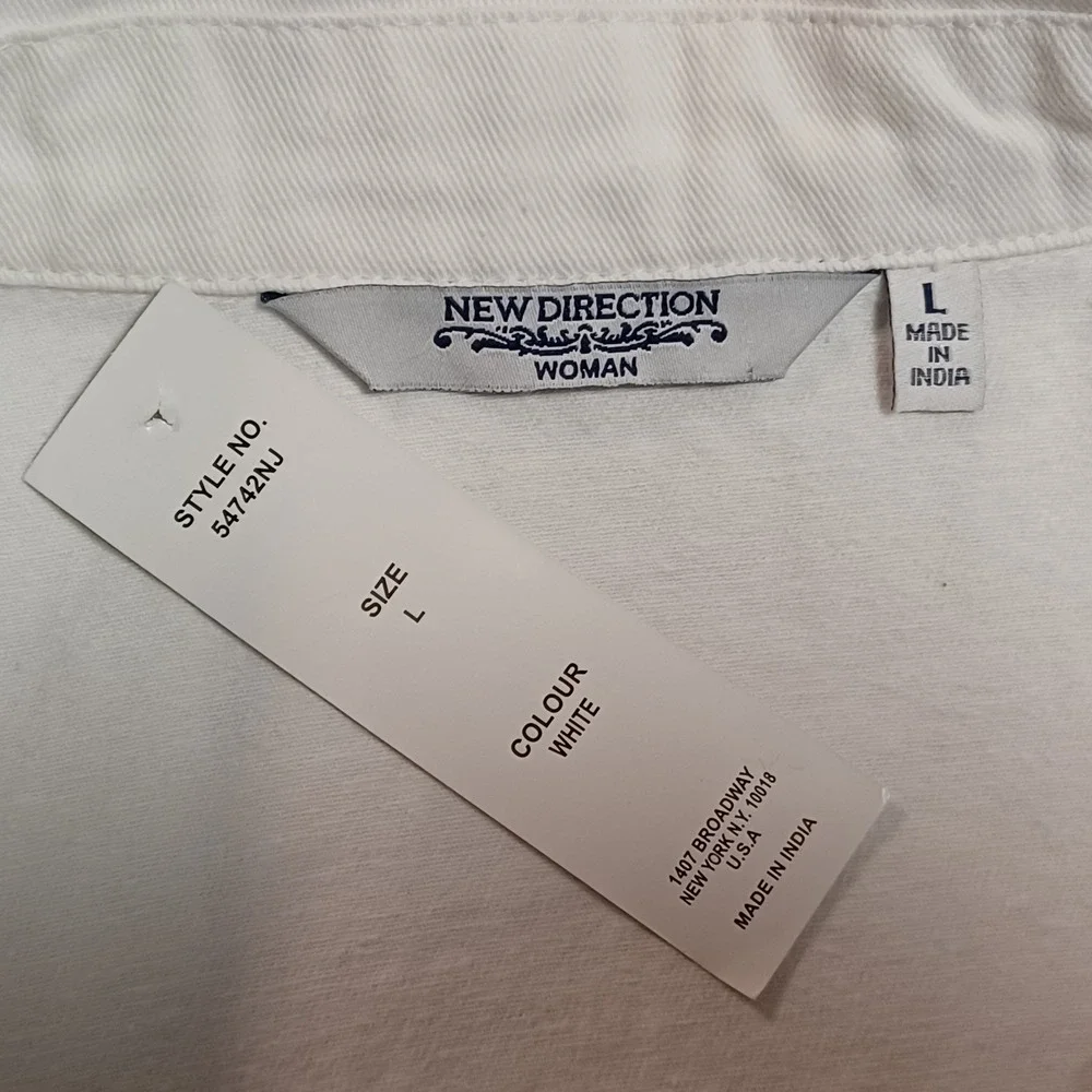 New‎ Direction Woman White Denim Jacket 100% Cotton Trucker Style Size L 54742NJ